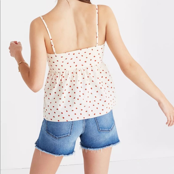 NWT Tie-Front Keyhole Cami Top in Fresh Strawberries - Picture 3 of 5